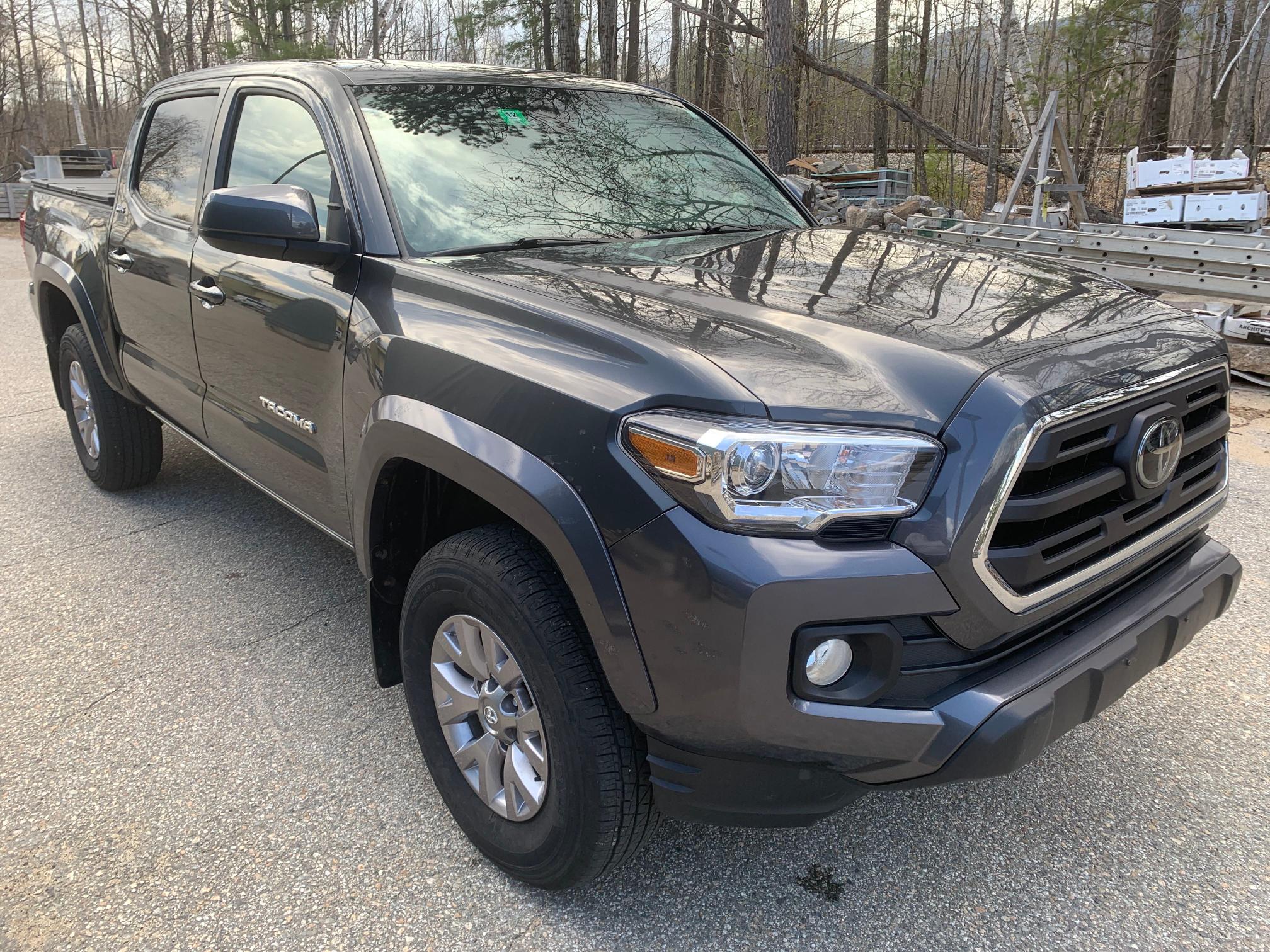 TOYOTA TACOMA DOU 2018 3tmcz5an0jm124973