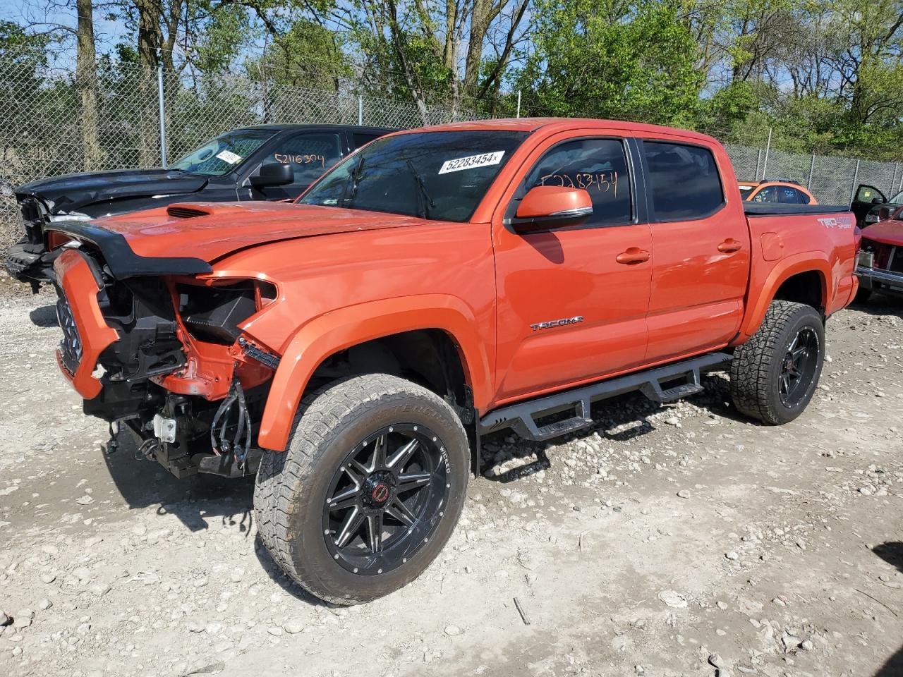 TOYOTA TACOMA 2018 3tmcz5an0jm181366