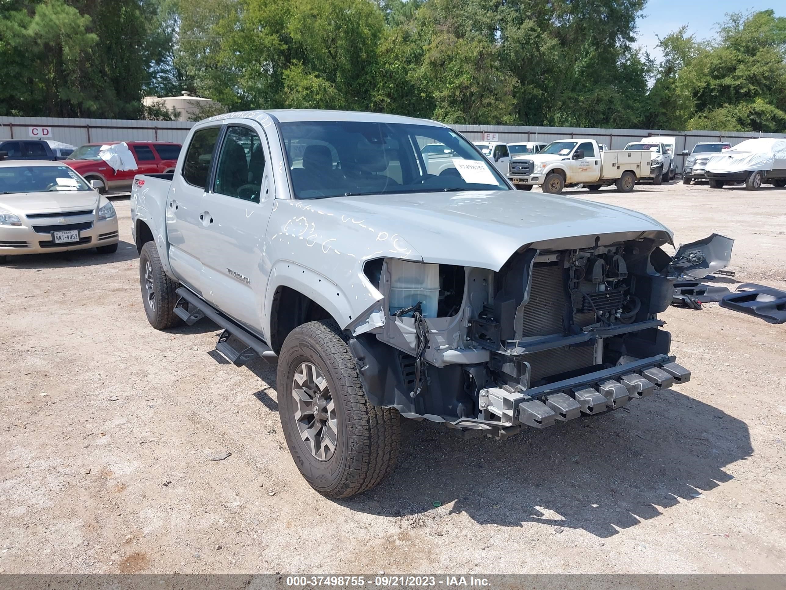 TOYOTA TACOMA 2019 3tmcz5an0km208101