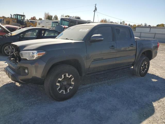 TOYOTA TACOMA DOU 2019 3tmcz5an0km279721