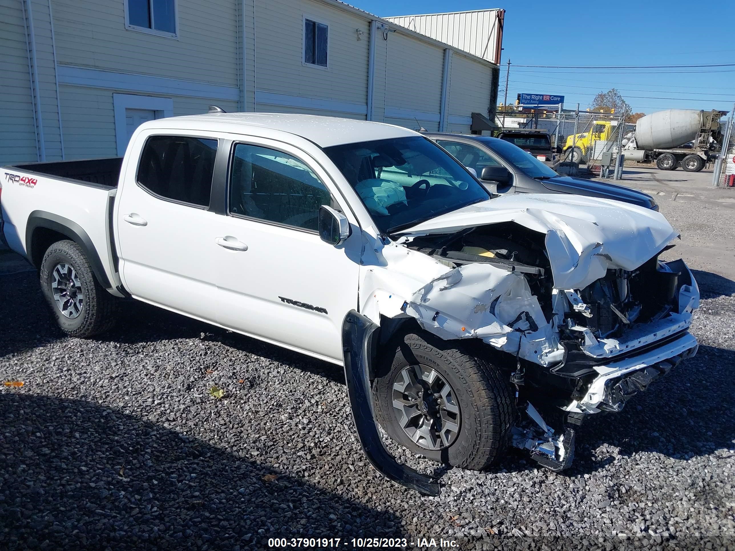 TOYOTA TACOMA 2023 3tmcz5an0pm612345