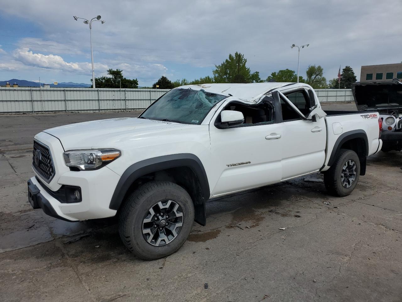 TOYOTA TACOMA 2019 3tmcz5an2km277999