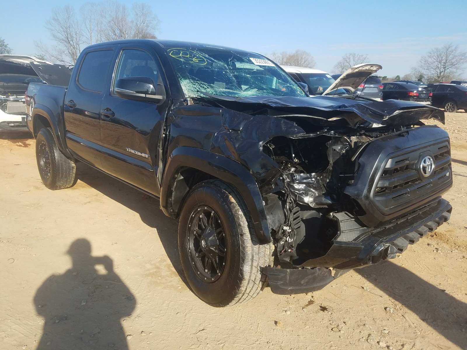 TOYOTA TACOMA DOU 2016 3tmcz5an3gm003864