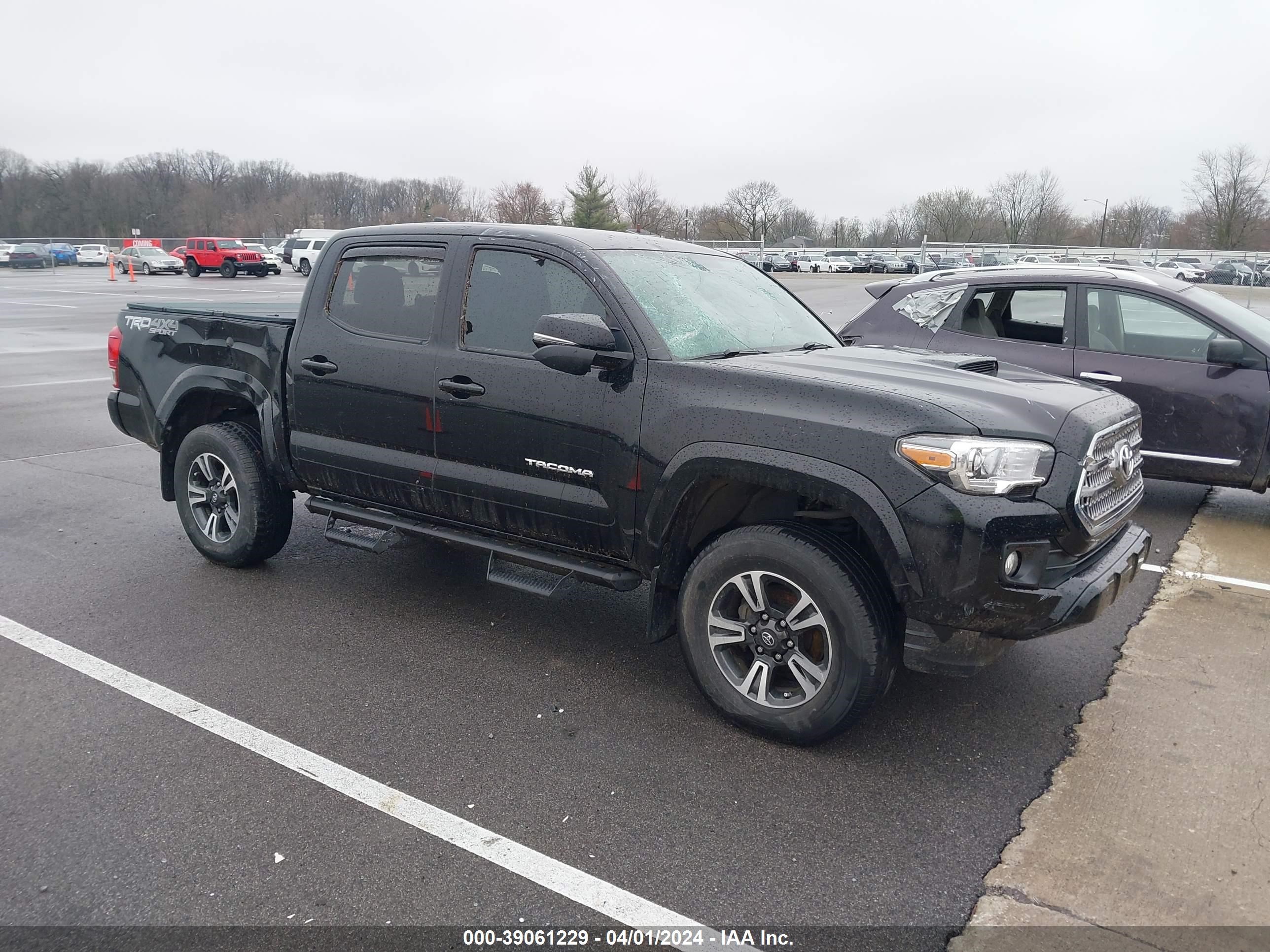 TOYOTA TACOMA 2017 3tmcz5an4hm062682