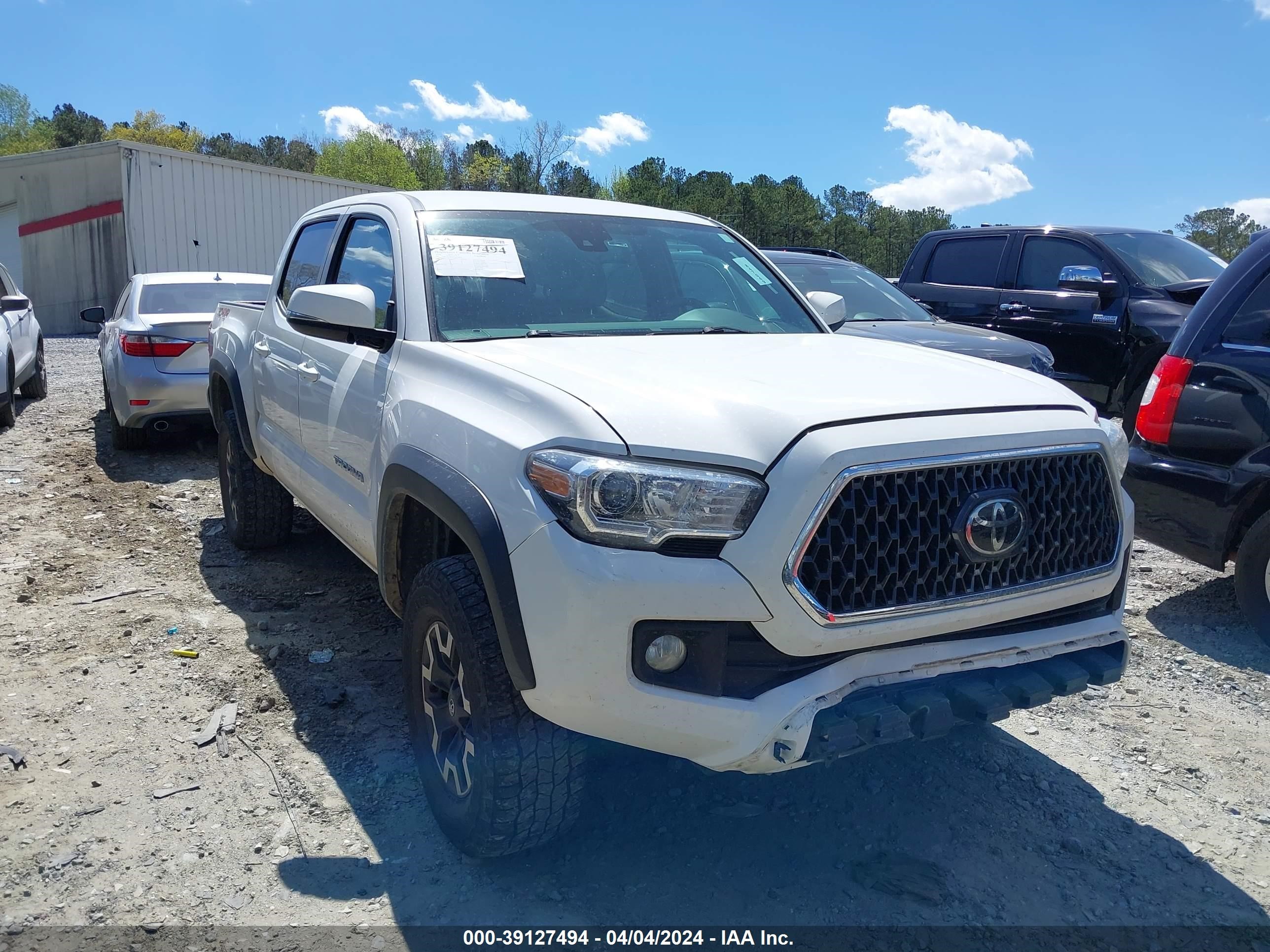 TOYOTA TACOMA 2019 3tmcz5an4km222454