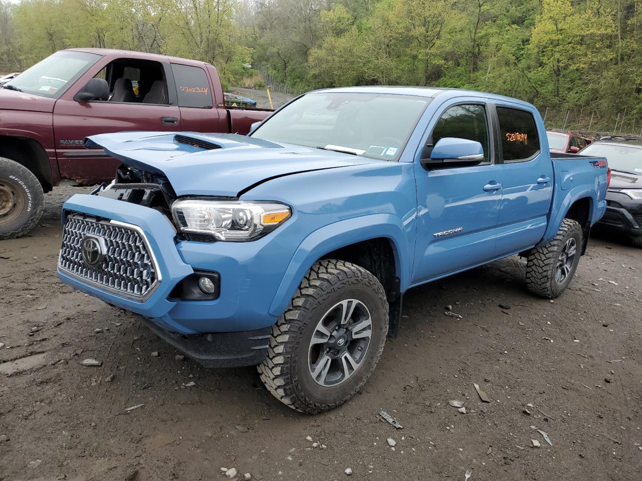 TOYOTA TACOMA 2019 3tmcz5an4km256099