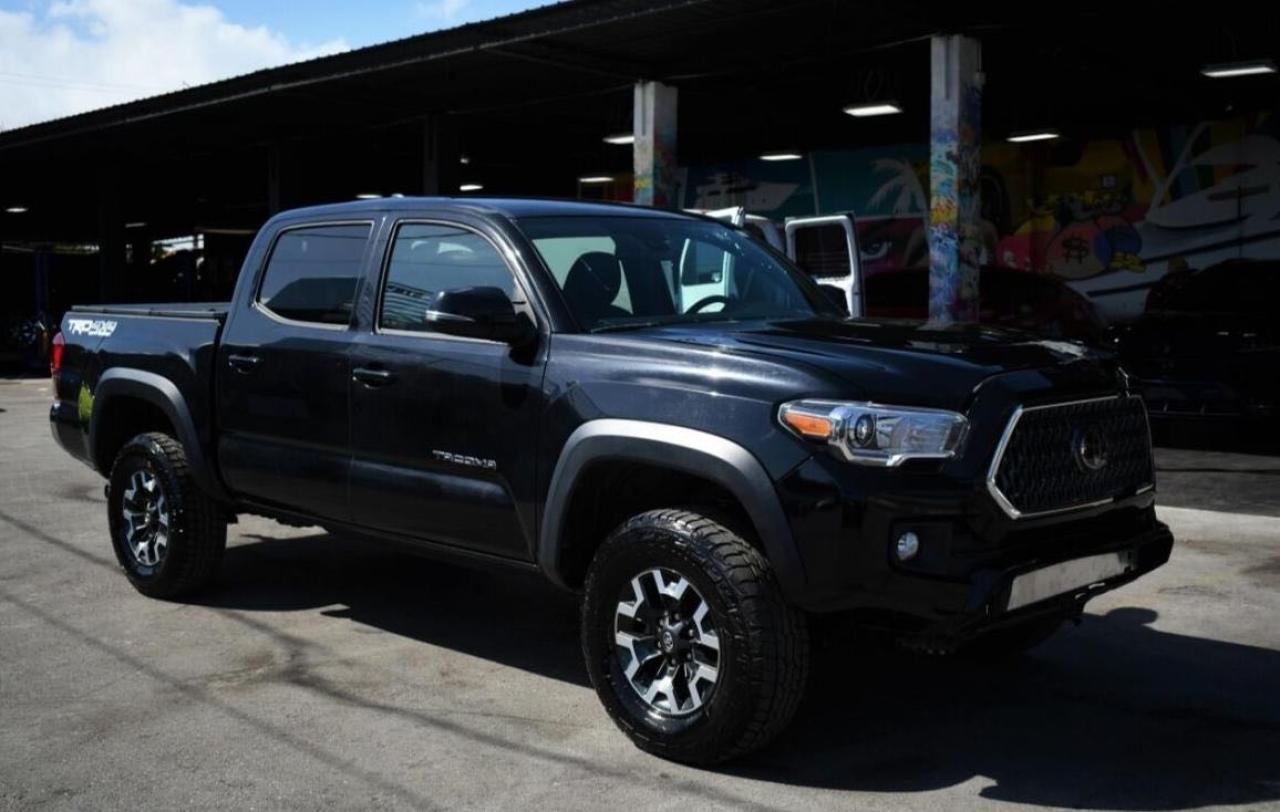 TOYOTA TACOMA DOU 2018 3tmcz5an5jm138917