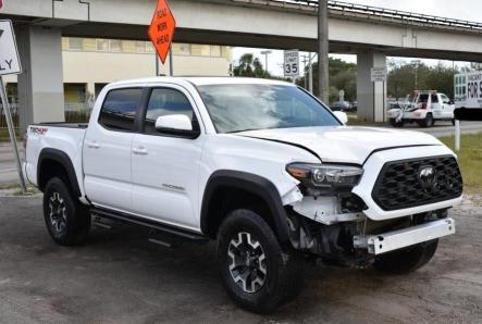 TOYOTA TACOMA DOU 2020 3tmcz5an5lm314612