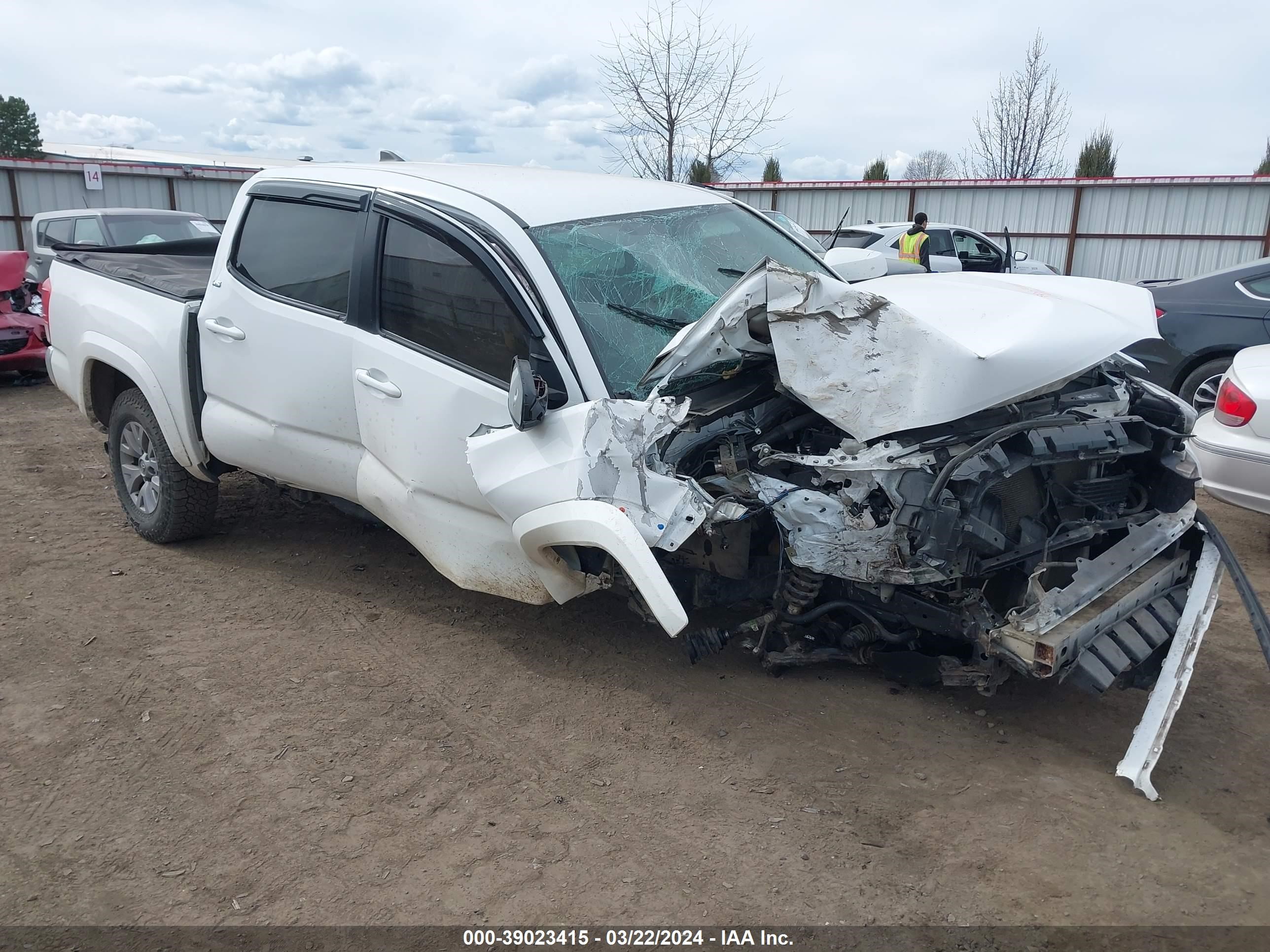 TOYOTA TACOMA 2017 3tmcz5an7hm116010