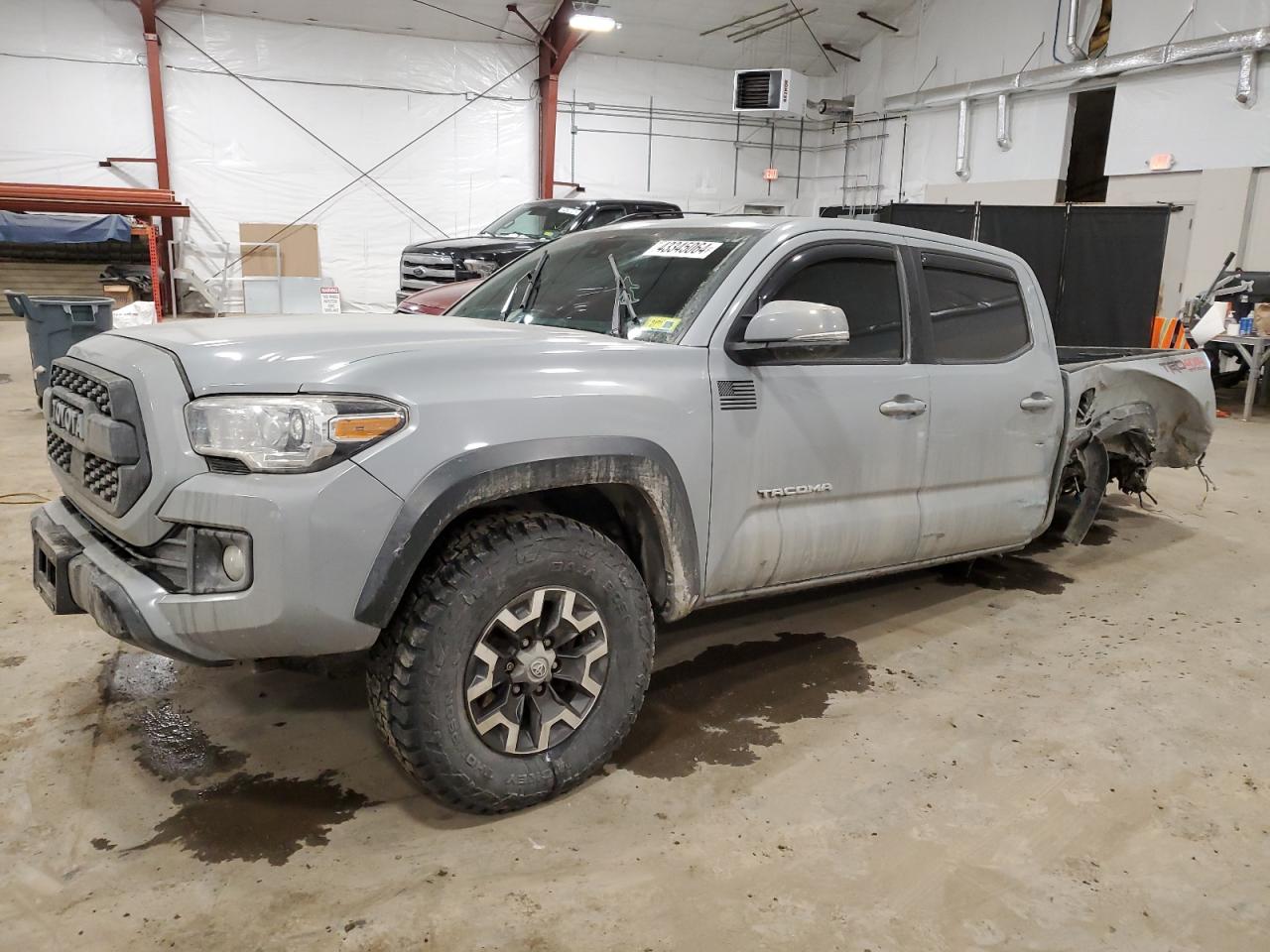 TOYOTA TACOMA 2018 3tmcz5an8jm157235