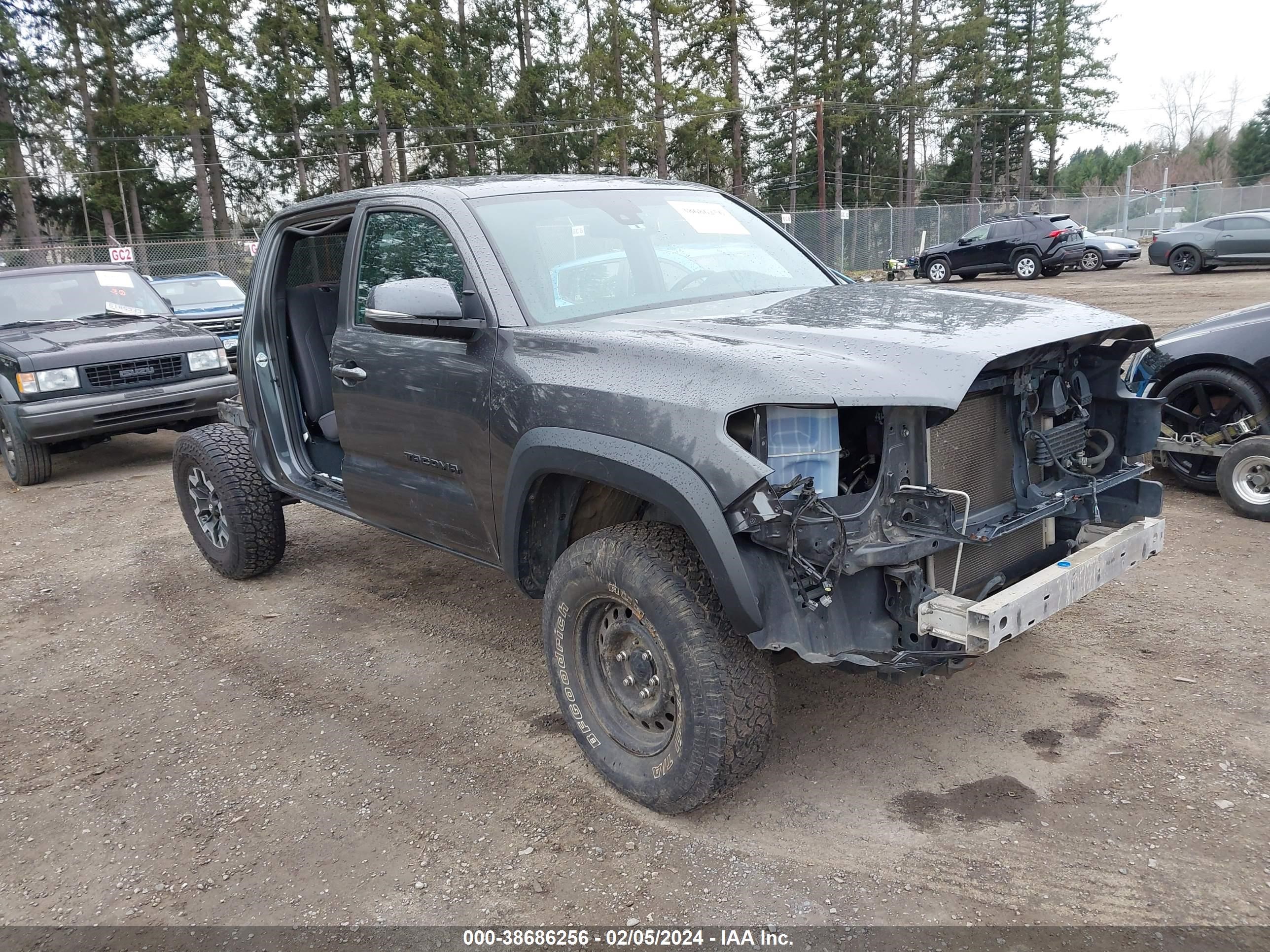 TOYOTA TACOMA 2019 3tmcz5an8km213840