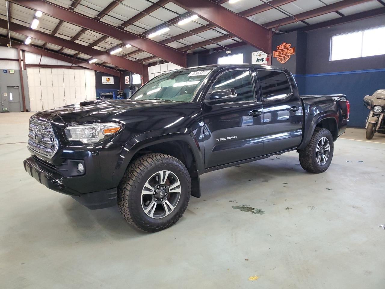 TOYOTA TACOMA 2017 3tmcz5an9hm047174