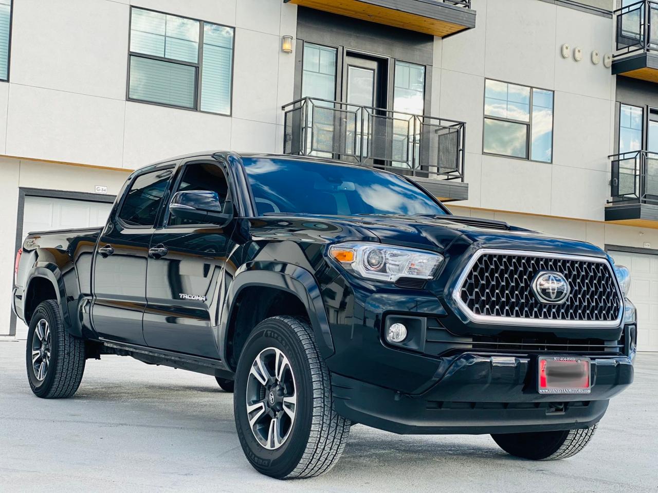 TOYOTA TACOMA DOU 2018 3tmdz5bn5jm040117