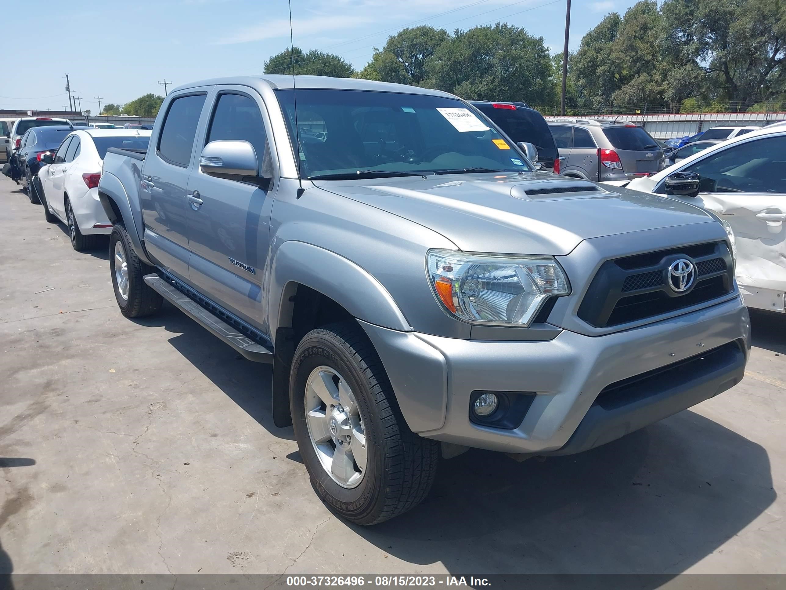 TOYOTA TACOMA 2015 3tmju4gn9fm179128