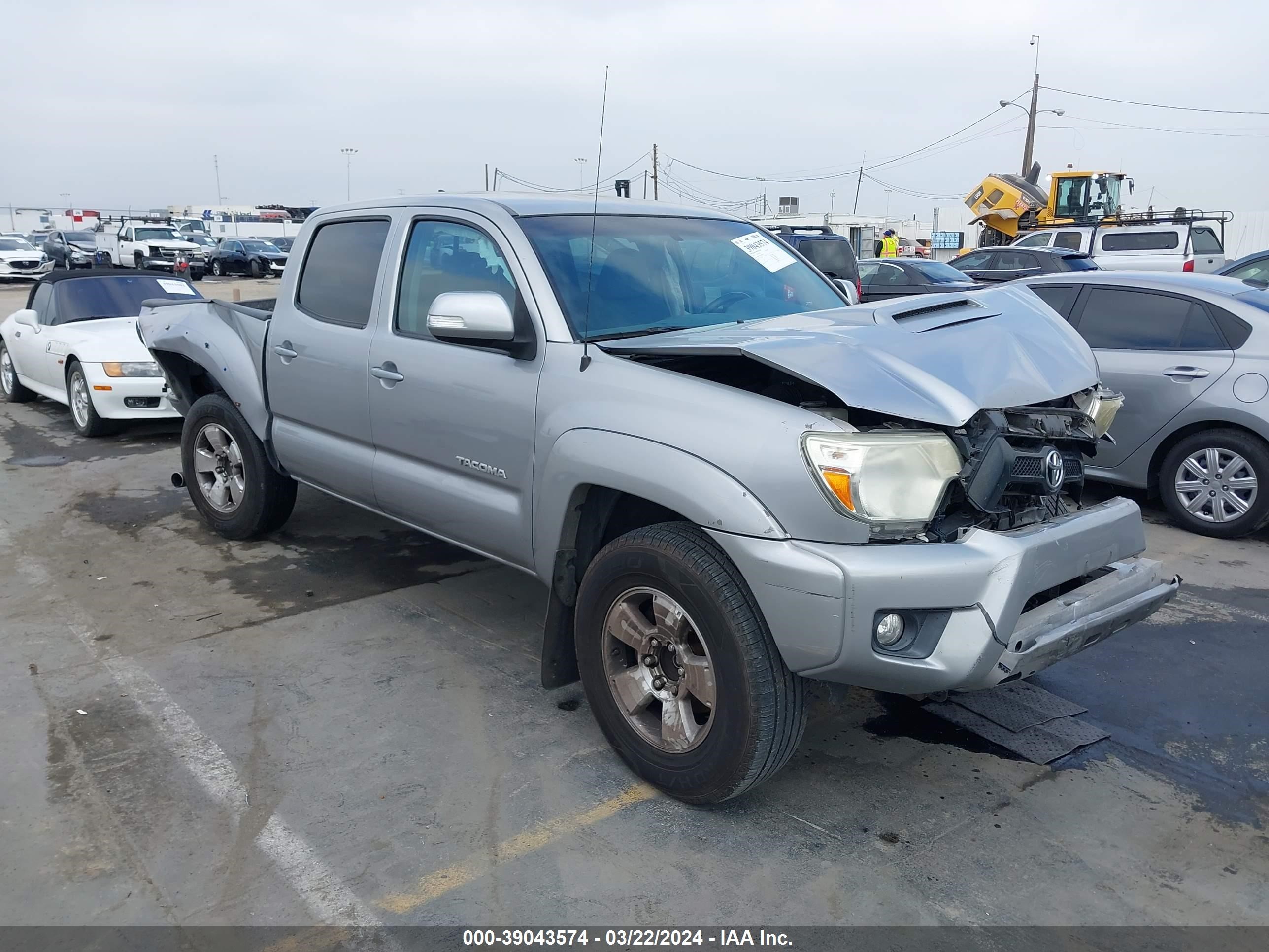 TOYOTA TACOMA 2015 3tmku4hn7fm042580