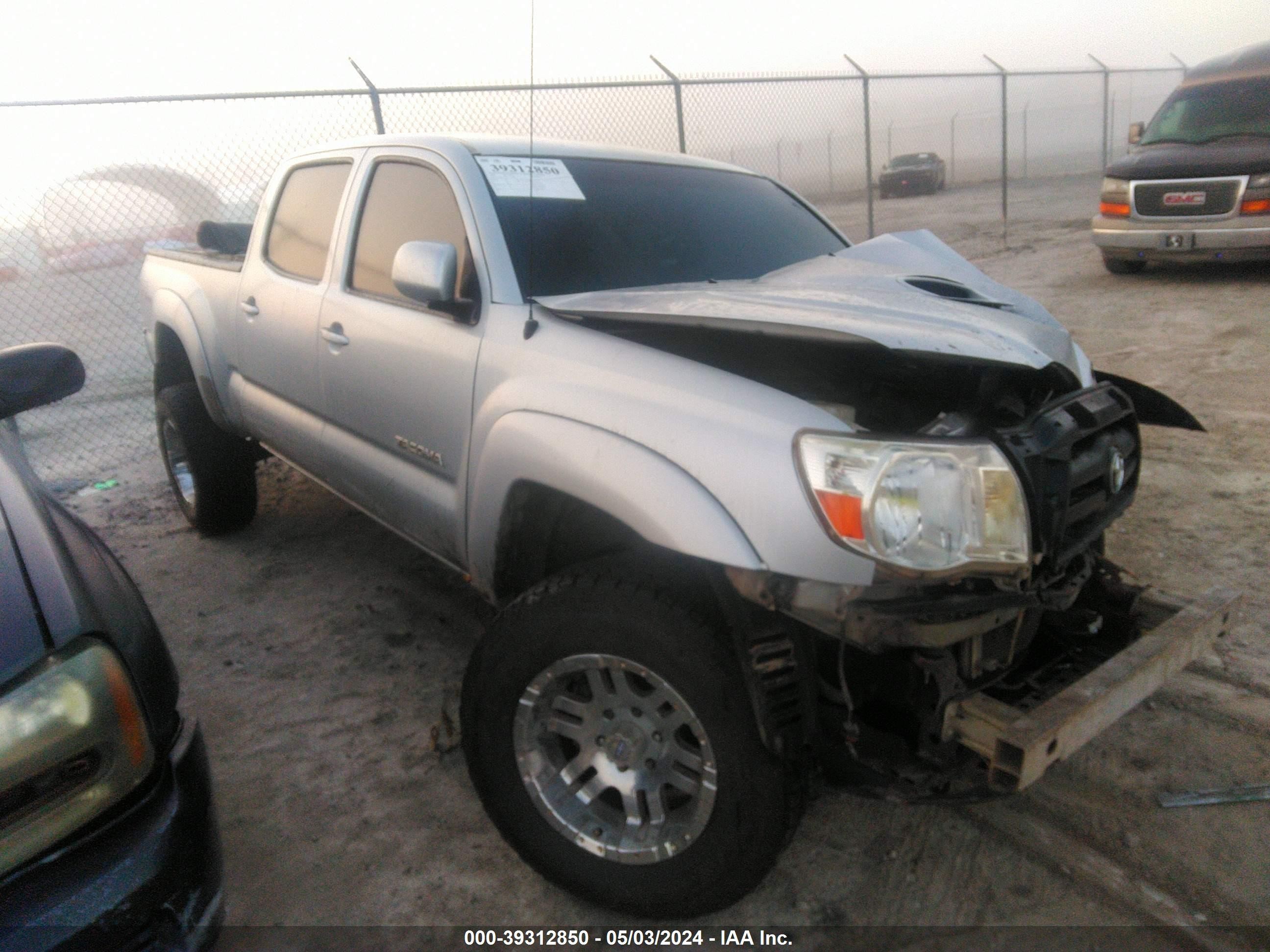 TOYOTA TACOMA 2005 3tmku72n85m001836