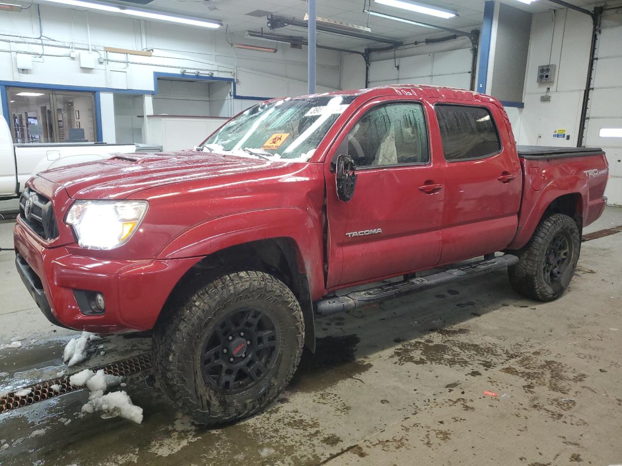 TOYOTA TACOMA 2015 3tmlu4en2fm204219