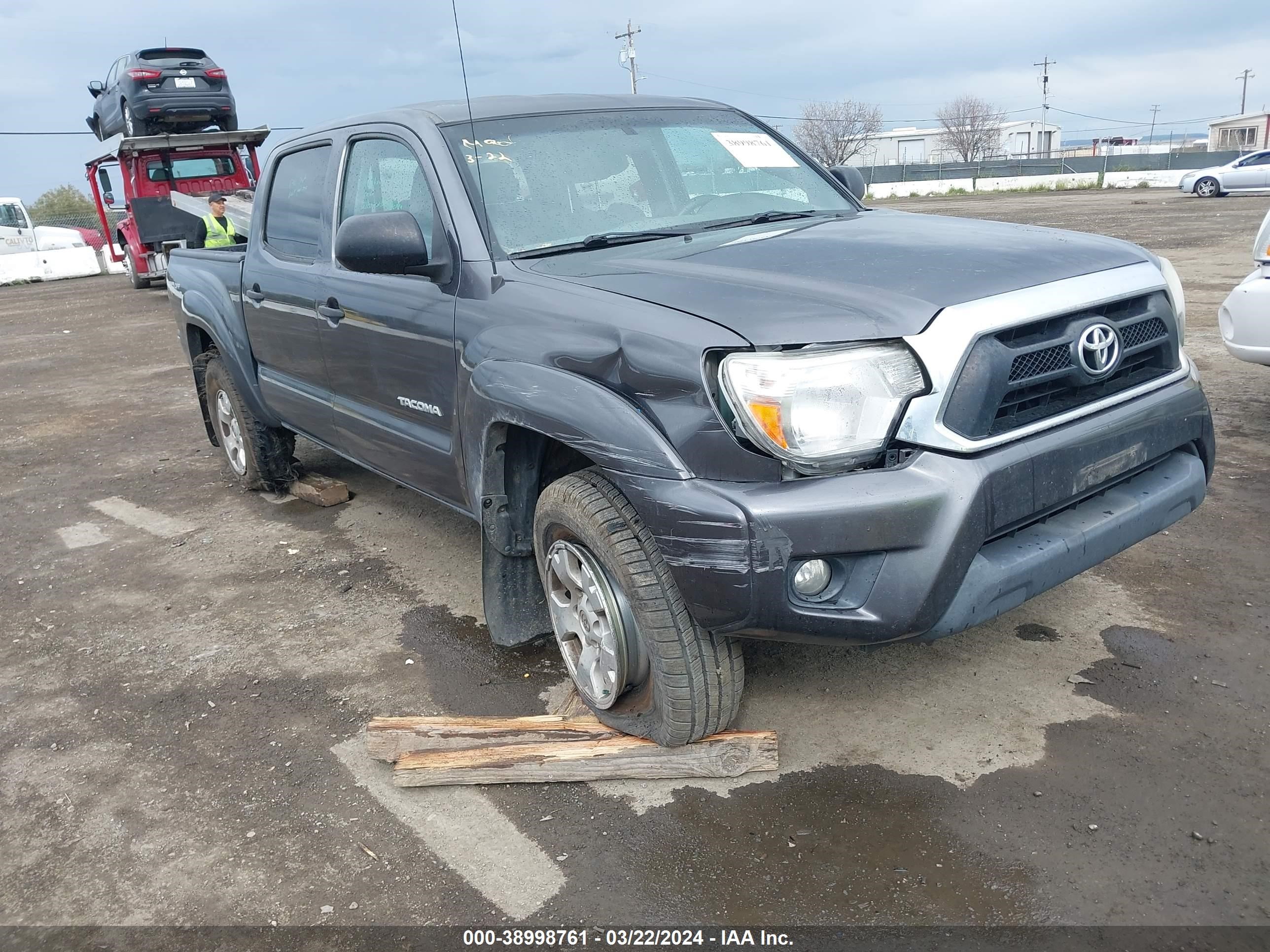 TOYOTA TACOMA 2014 3tmlu4en8em157597