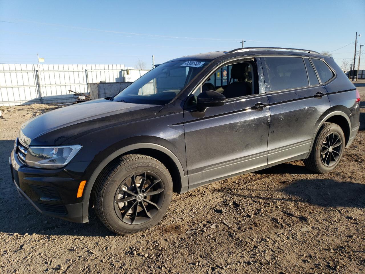 VOLKSWAGEN TIGUAN 2018 3vv0b7ax0jm082813