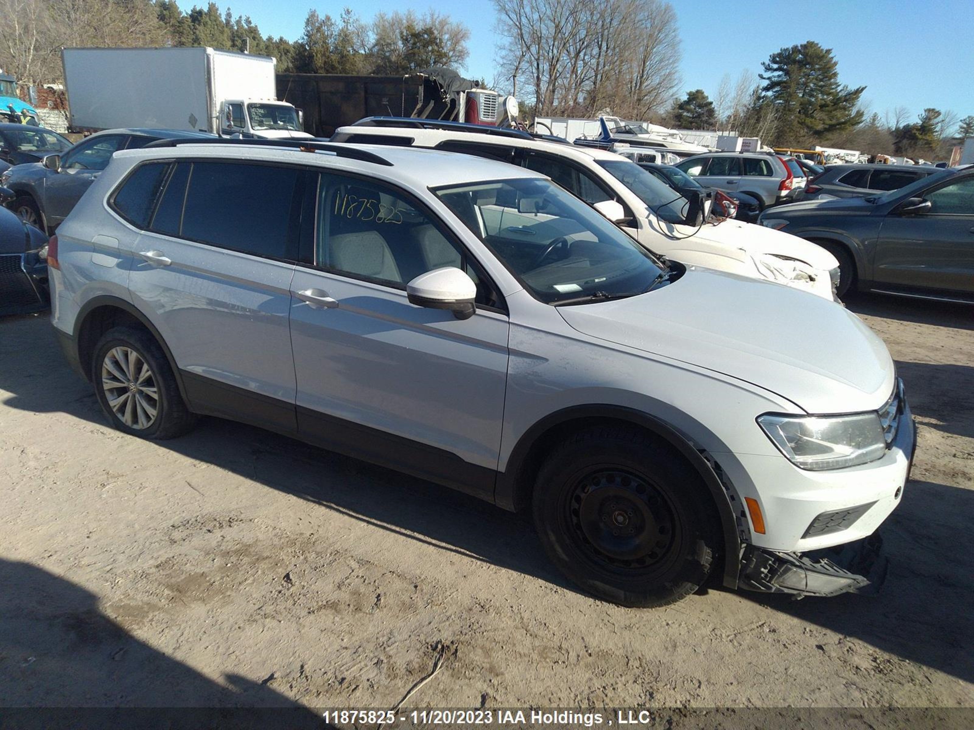 VOLKSWAGEN TIGUAN 2018 3vv0b7ax0jm143755