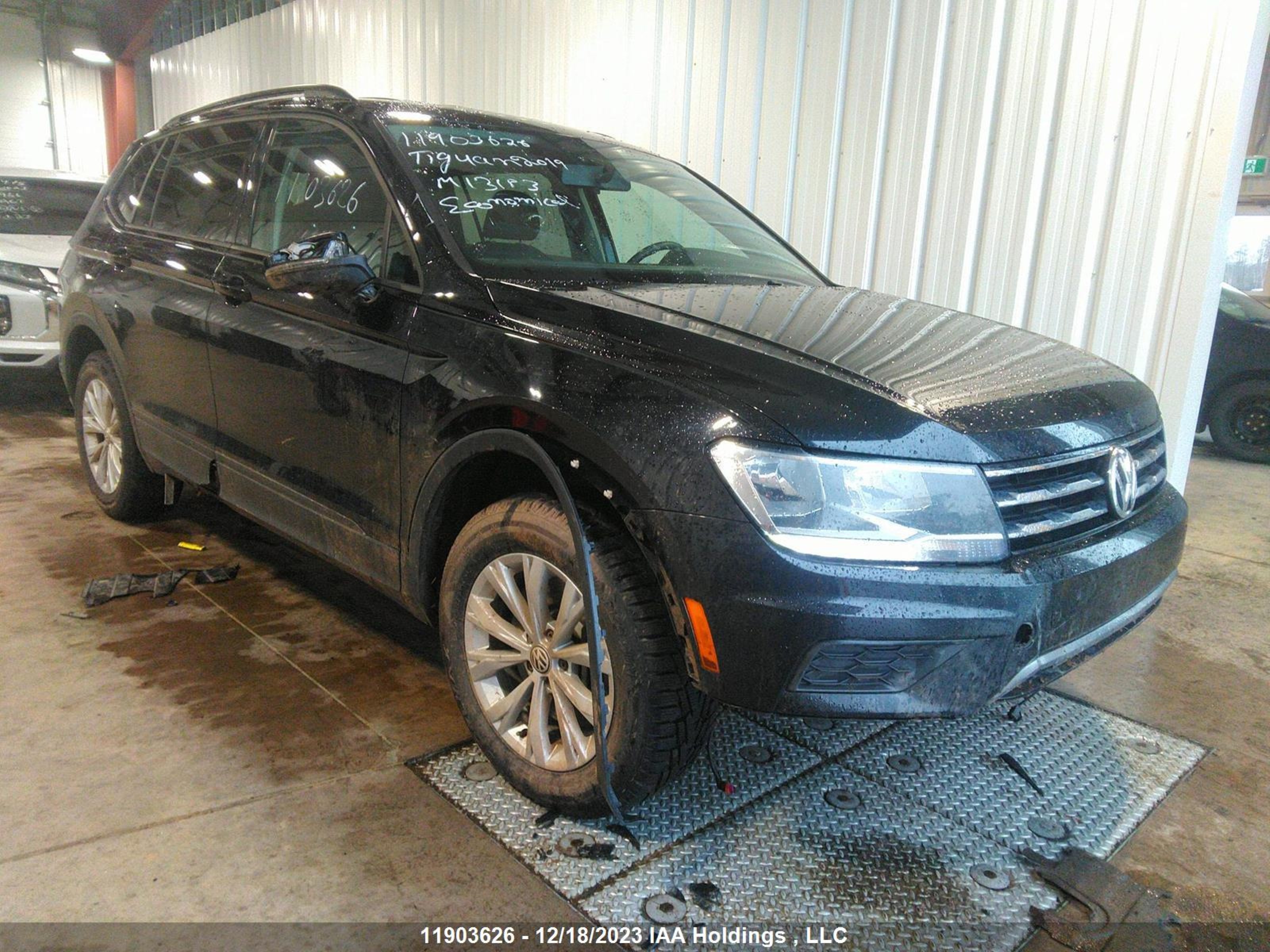 VOLKSWAGEN TIGUAN 2019 3vv0b7ax0km131834