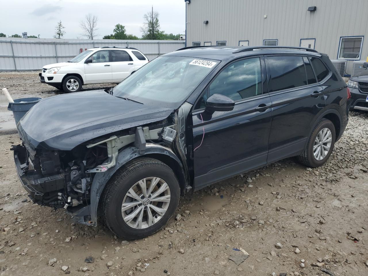 VOLKSWAGEN TIGUAN 2018 3vv0b7ax3jm074916