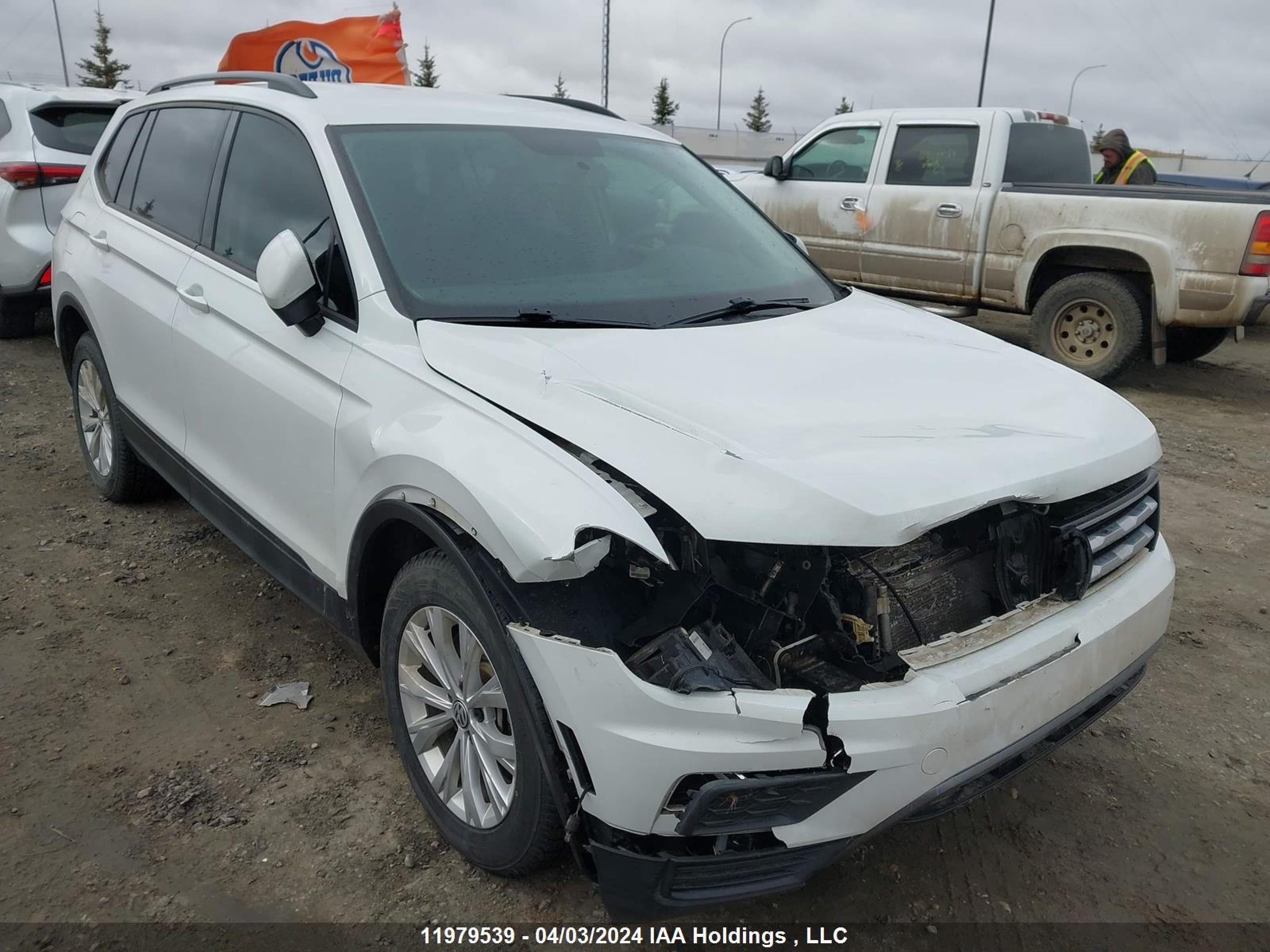 VOLKSWAGEN TIGUAN 2019 3vv0b7ax4km015701