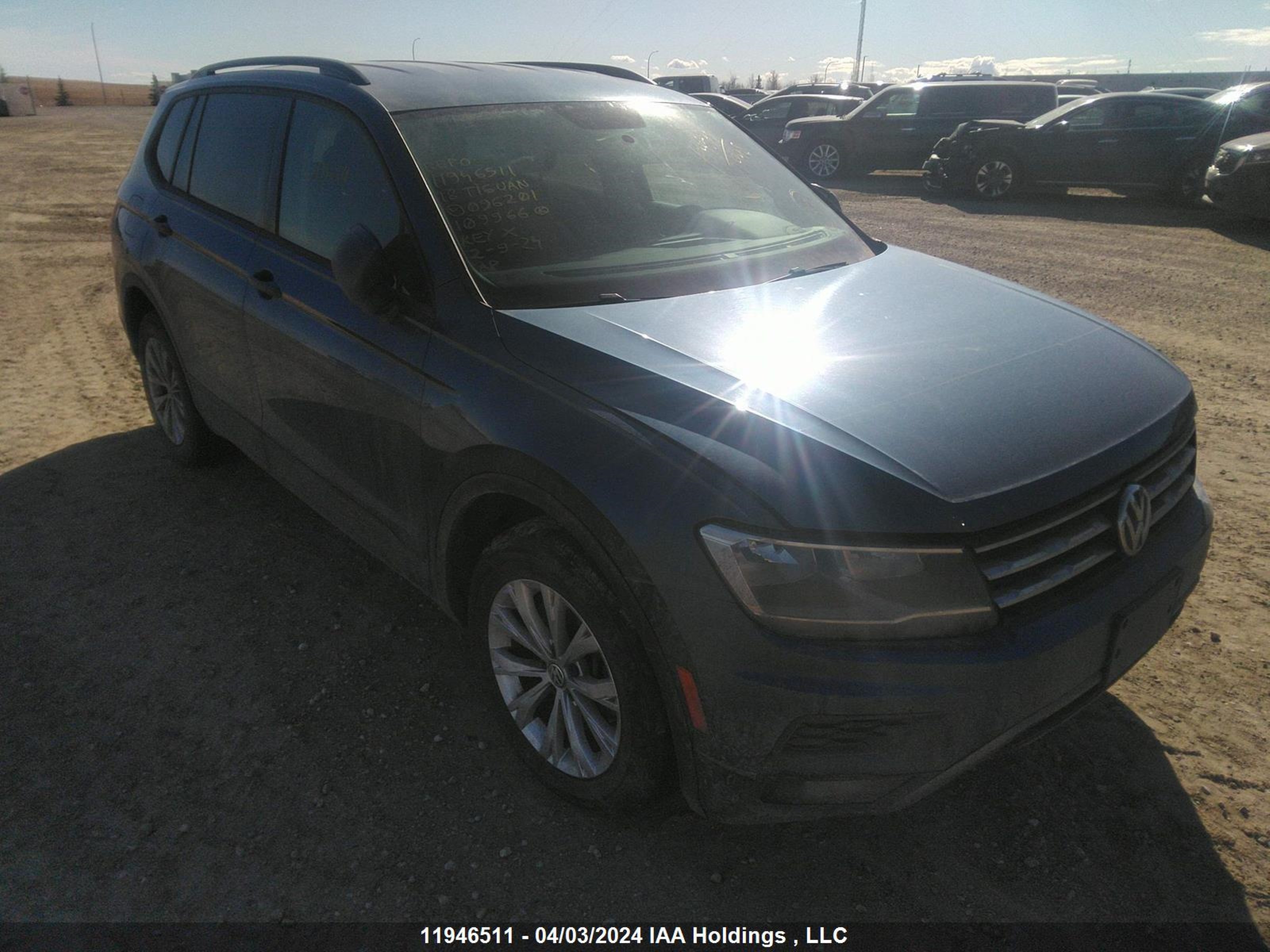 VOLKSWAGEN TIGUAN 2018 3vv0b7ax6jm096201