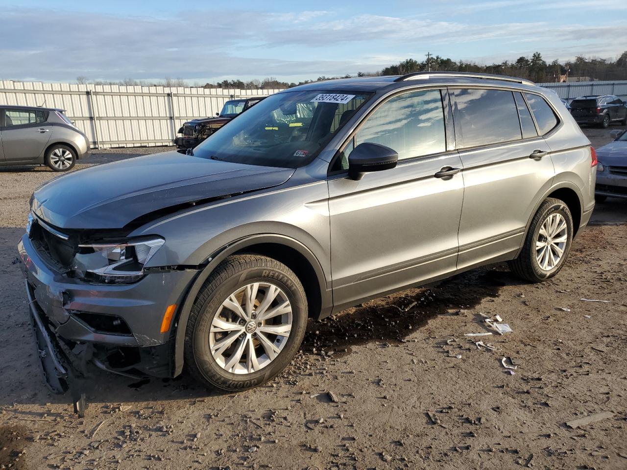 VOLKSWAGEN TIGUAN 2018 3vv0b7ax6jm110243