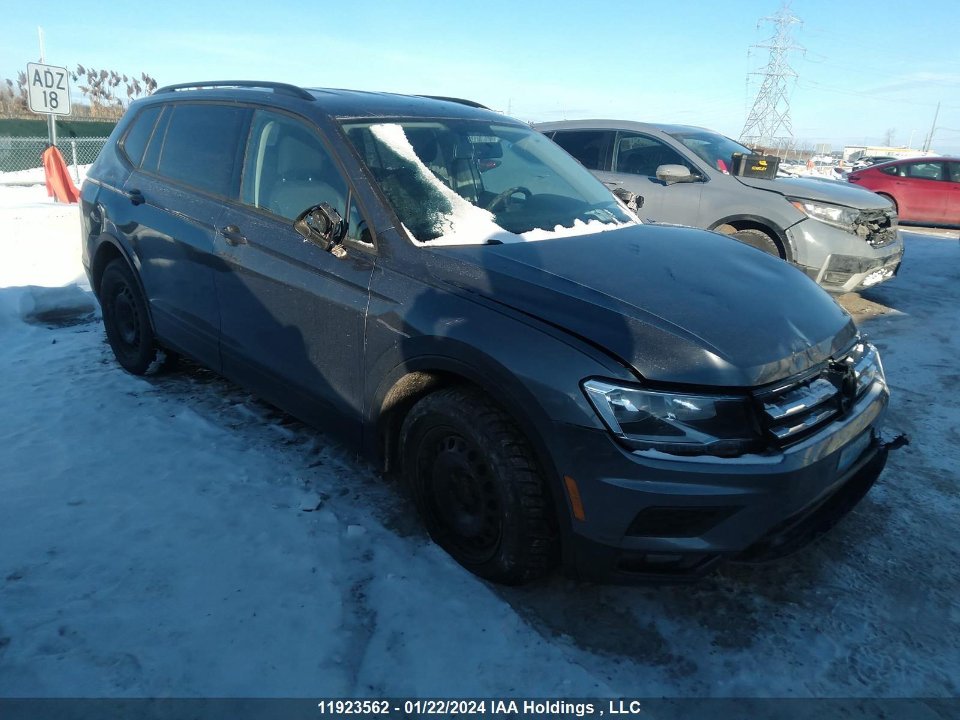 VOLKSWAGEN TIGUAN 2017 3vv0b7ax9jm006832