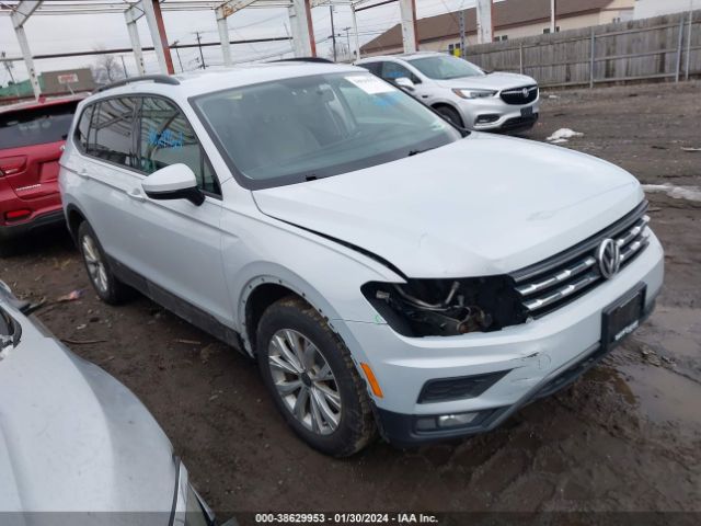 VOLKSWAGEN TIGUAN 2017 3vv0b7ax9jm025588