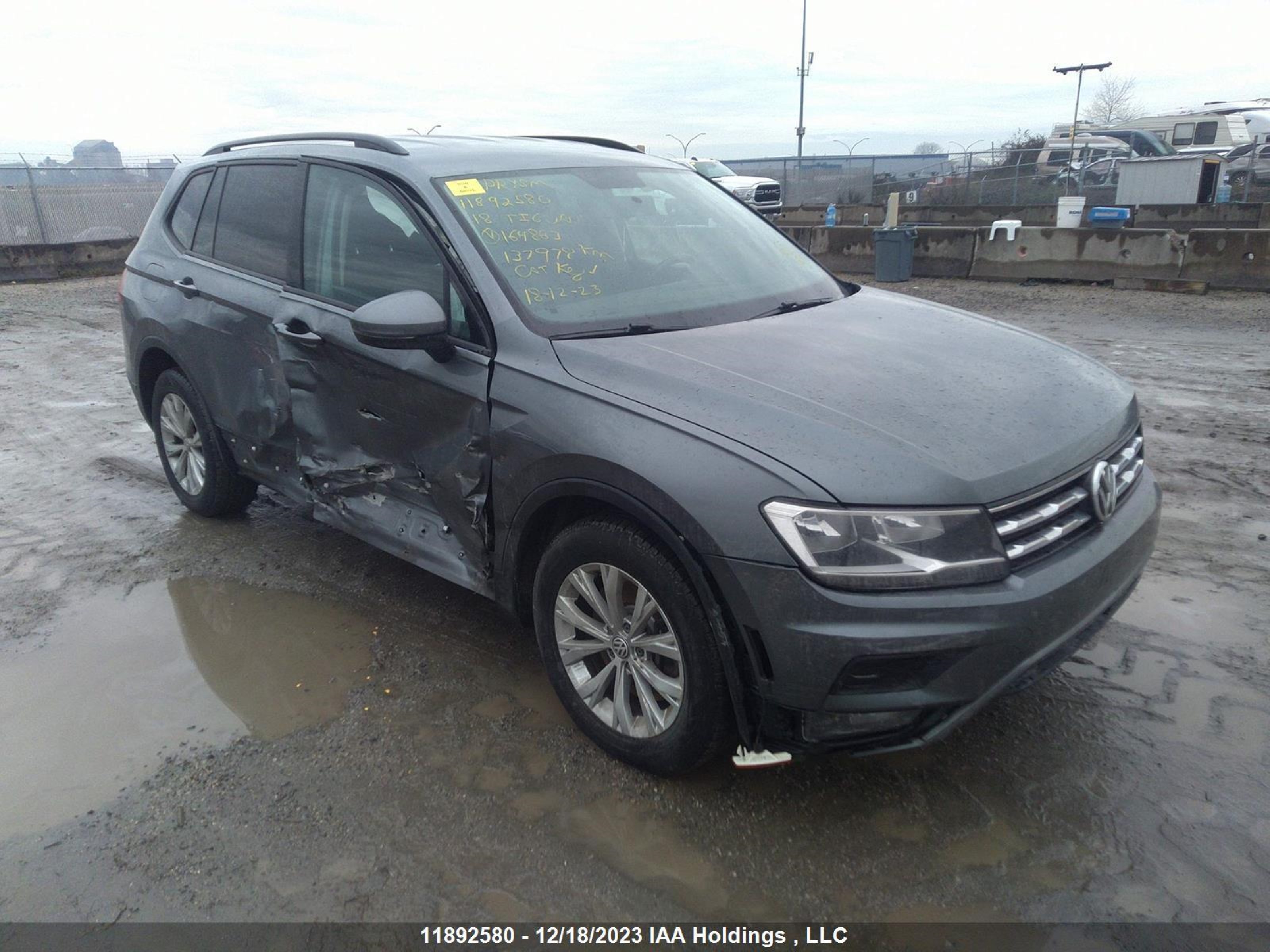 VOLKSWAGEN TIGUAN 2018 3vv0b7ax9jm164863