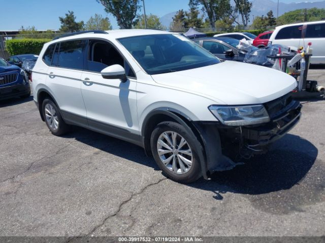 VOLKSWAGEN TIGUAN 2018 3vv1b7ax0jm109612