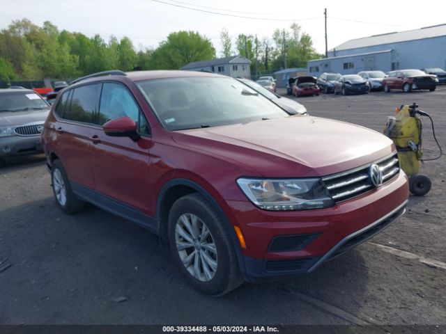 VOLKSWAGEN TIGUAN 2018 3vv1b7ax0jm111537