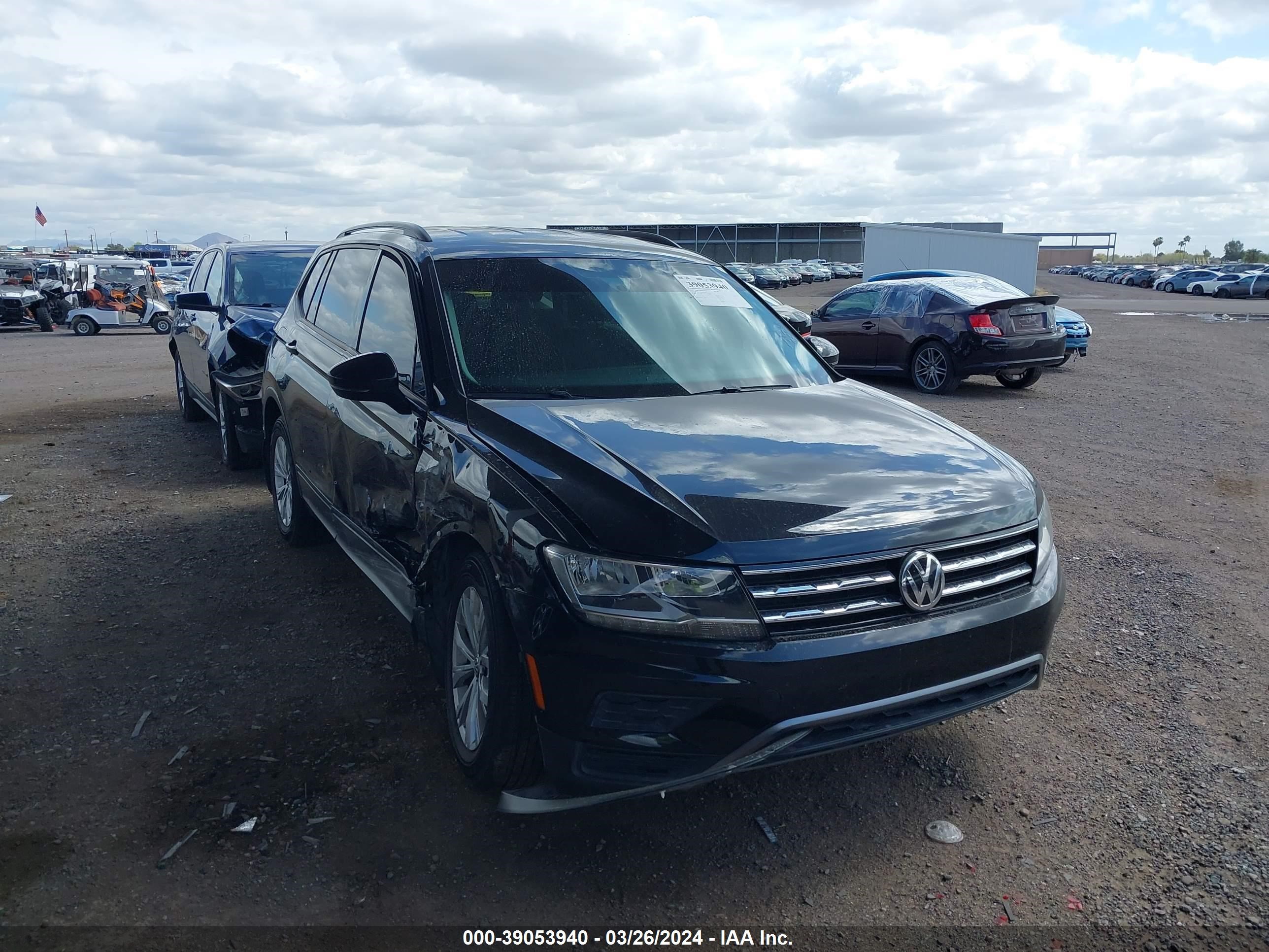 VOLKSWAGEN TIGUAN 2019 3vv1b7ax0km063166