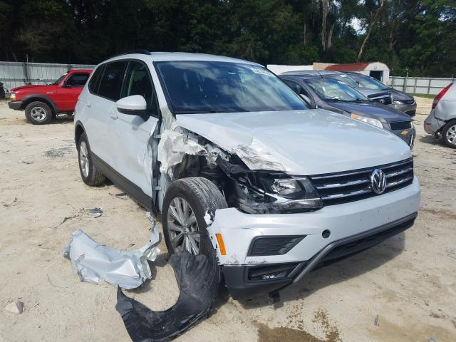 VOLKSWAGEN NULL 2018 3vv1b7ax1jm015254