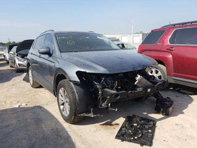 VOLKSWAGEN NULL 2018 3vv1b7ax1jm048612