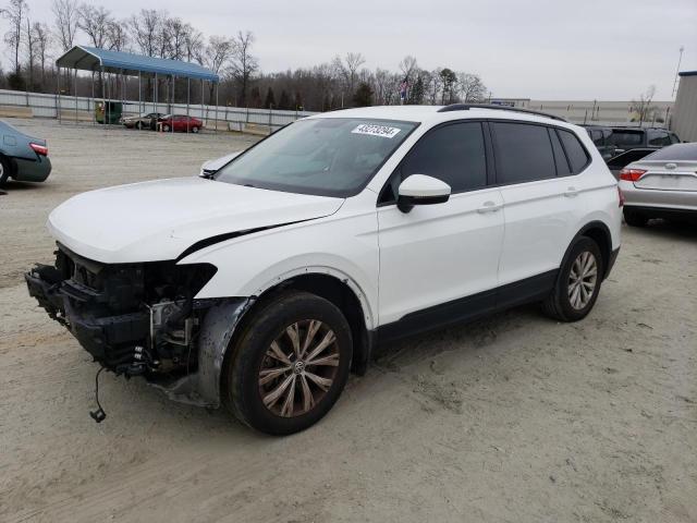 VOLKSWAGEN TIGUAN 2018 3vv1b7ax1jm052739