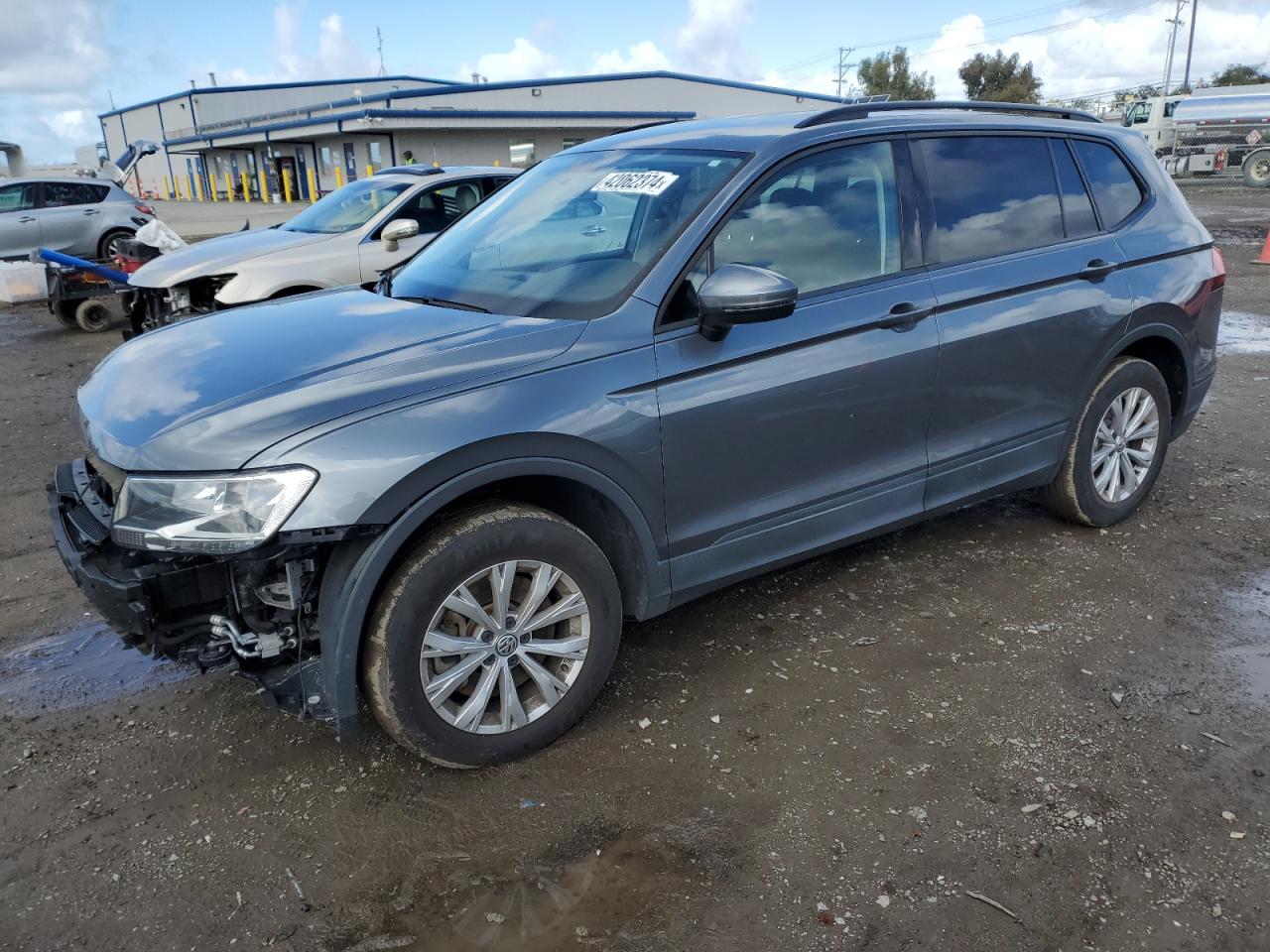 VOLKSWAGEN TIGUAN 2019 3vv1b7ax1km196194