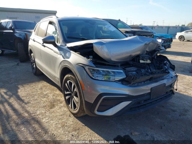 VOLKSWAGEN TIGUAN 2022 3vv1b7ax2nm061181