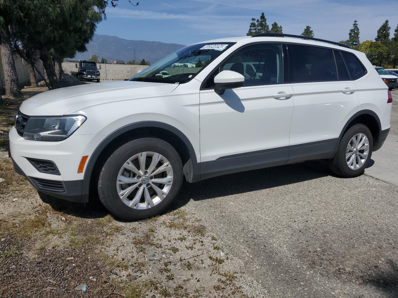 VOLKSWAGEN TIGUAN 2019 3vv1b7ax6km194635