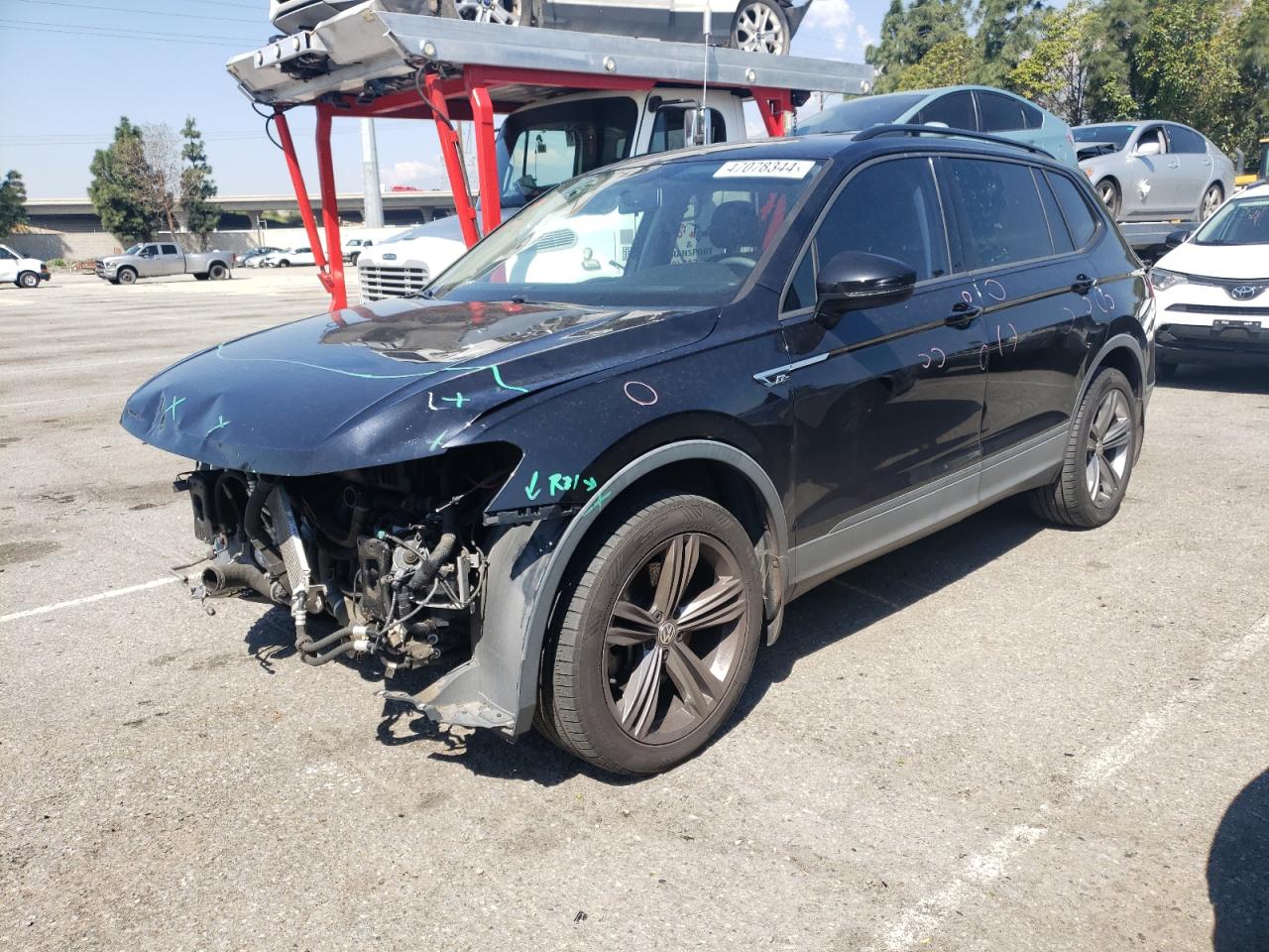 VOLKSWAGEN TIGUAN 2018 3vv1b7ax7jm036139