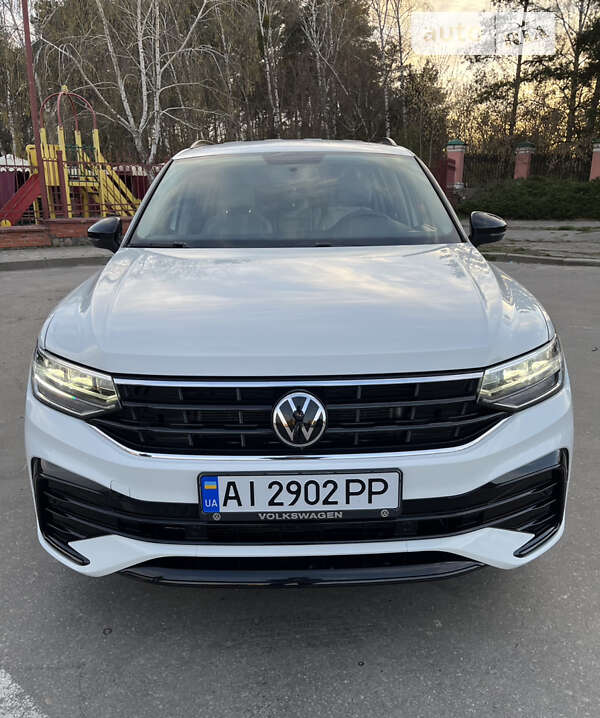 VOLKSWAGEN TIGUAN 2021 3vv1b7ax8mm074841