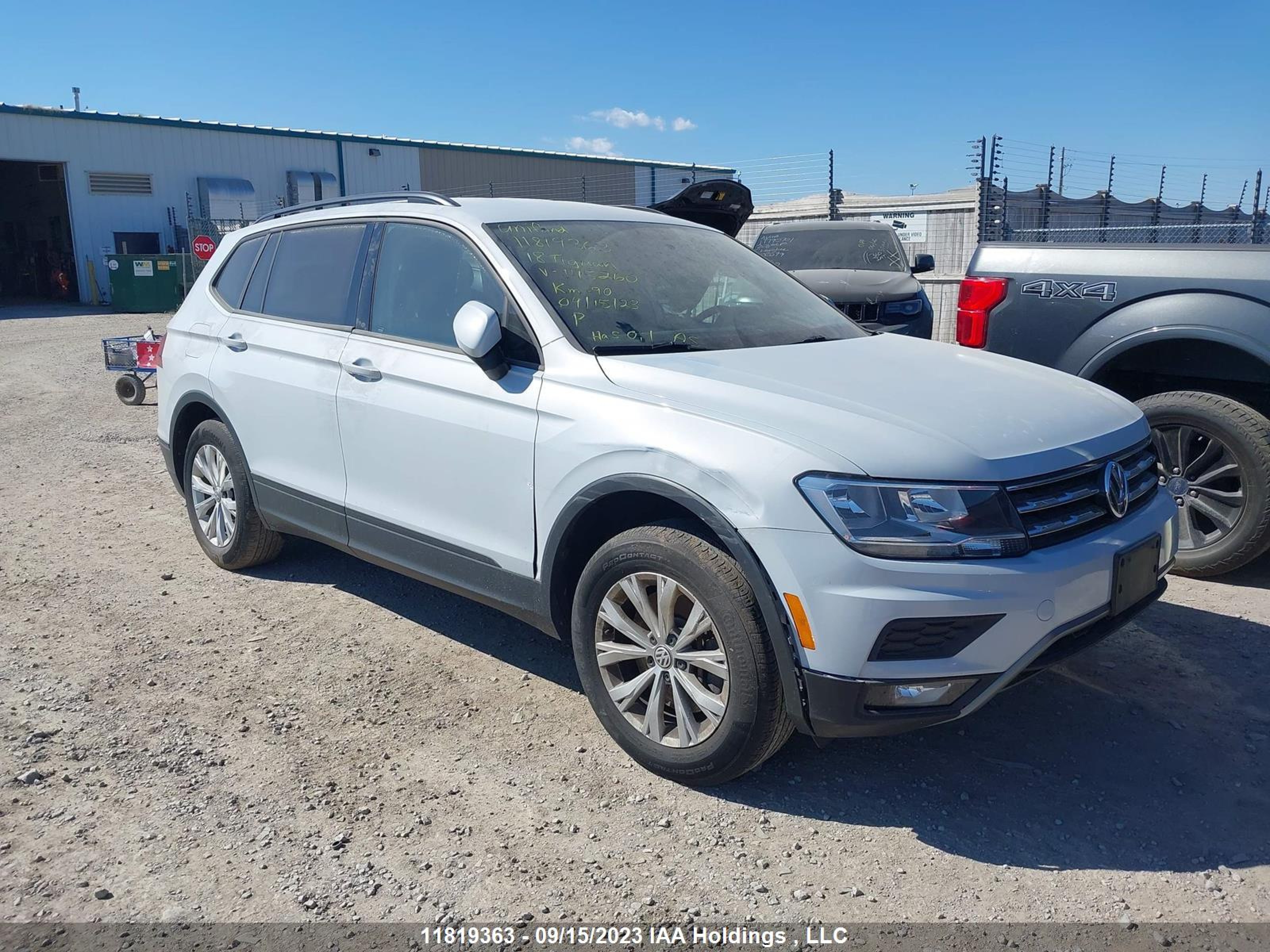 VOLKSWAGEN TIGUAN 2018 3vv1b7axxjm145260