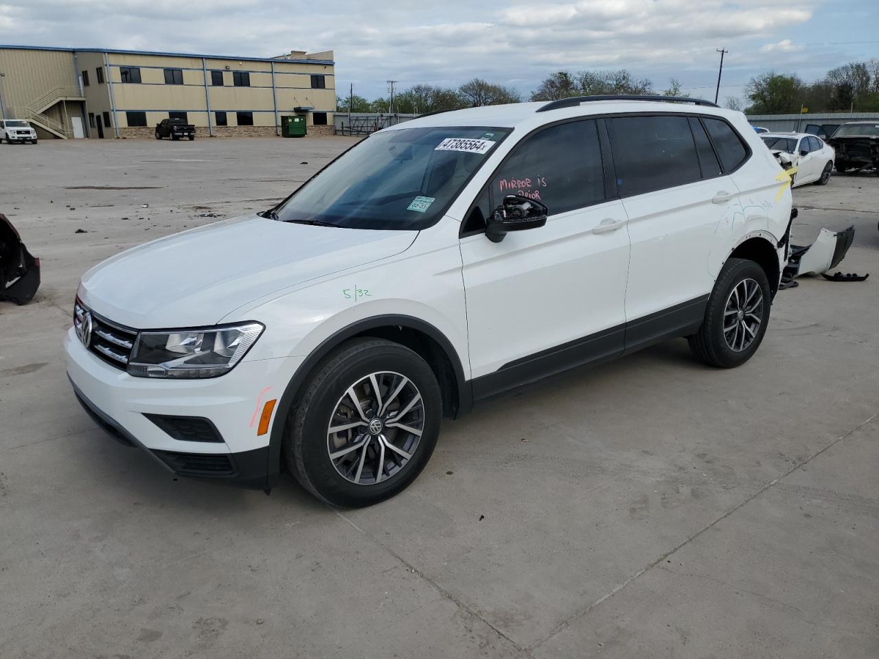 VOLKSWAGEN TIGUAN 2021 3vv1b7axxmm008453