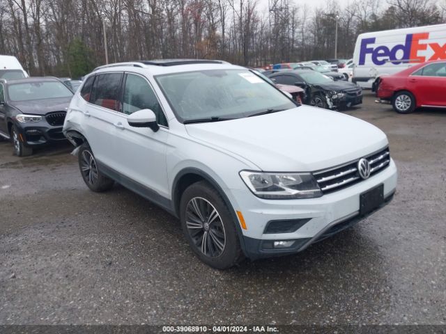 VOLKSWAGEN TIGUAN 2018 3vv2b7ax0jm036746