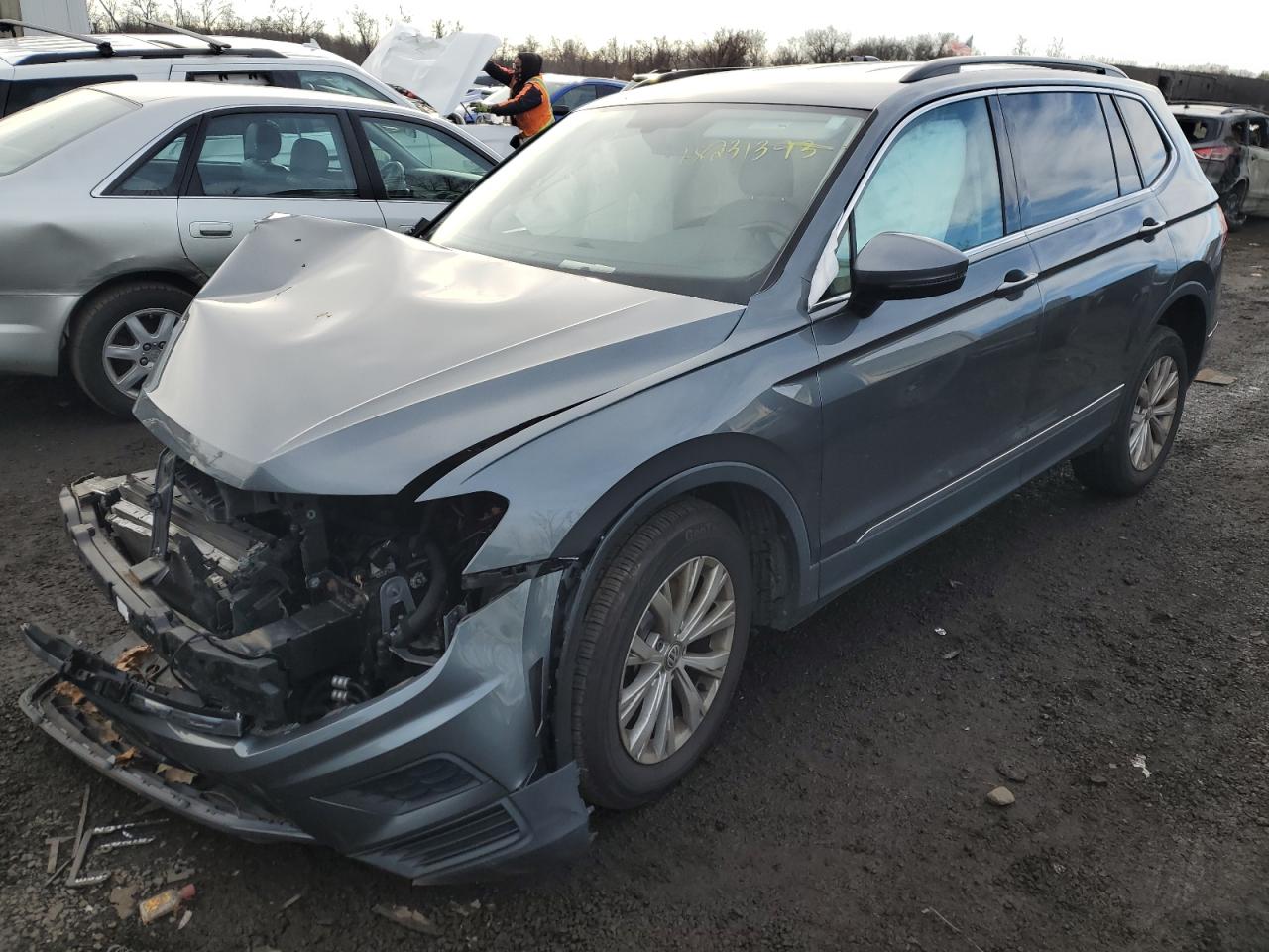 VOLKSWAGEN TIGUAN 2018 3vv2b7ax0jm058682