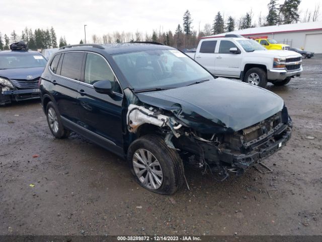 VOLKSWAGEN NULL 2018 3vv2b7ax0jm069066