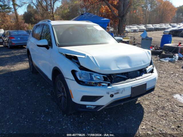 VOLKSWAGEN TIGUAN 2018 3vv2b7ax0jm123949