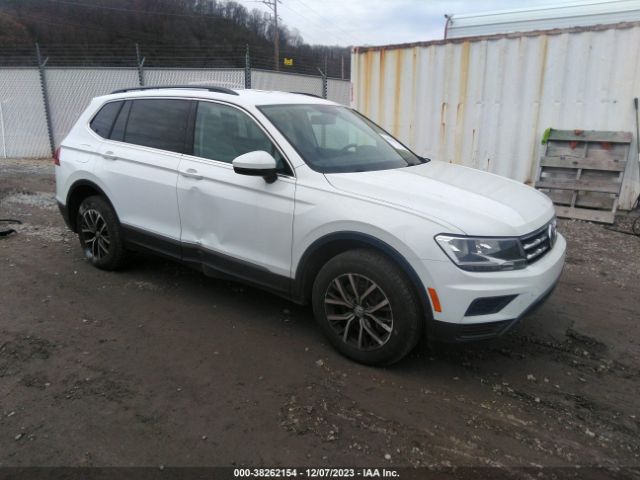 VOLKSWAGEN TIGUAN 2018 3vv2b7ax0jm138502